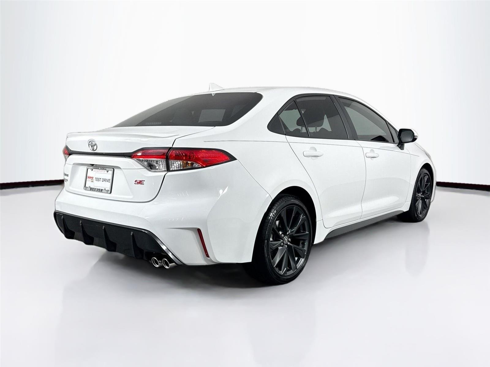 Certified Used 2024 Ice Cap Toyota SE image 2