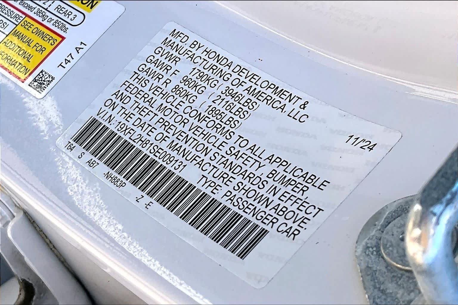 Used 2025 Platinum White Pearl Honda Sport image 33