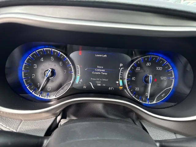 2025 Chrysler Pacifica Select - Photo 20