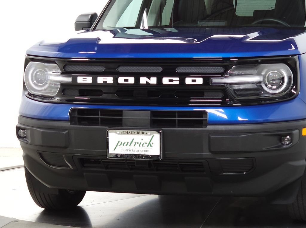 Used 2023 Blue Metallic Ford Outer Banks image 3
