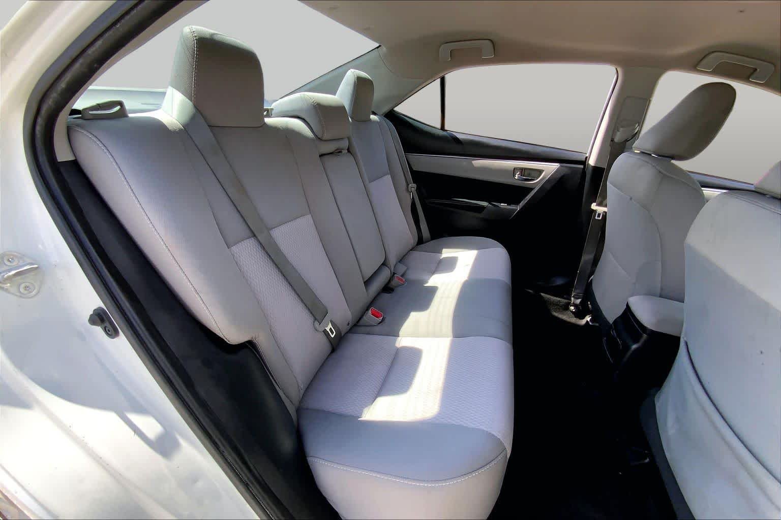 Used 2015 Super White Toyota LE image 19
