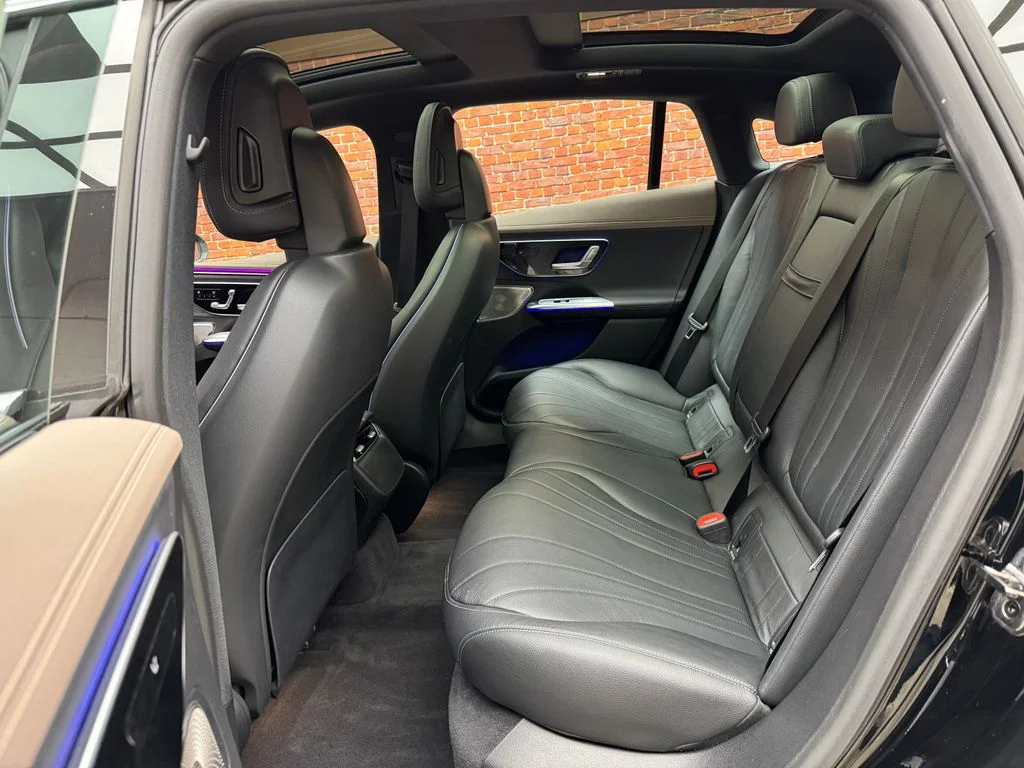 Used 2023 Black Mercedes-Benz 500 Sedan image 23