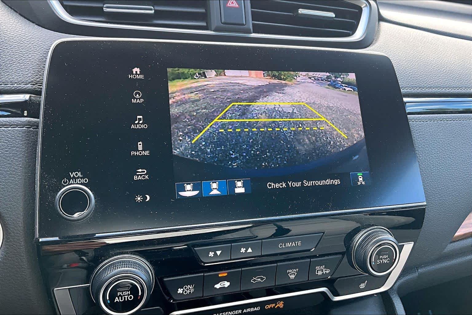Used 2018 Gunmetal Metallic Honda Touring image 27
