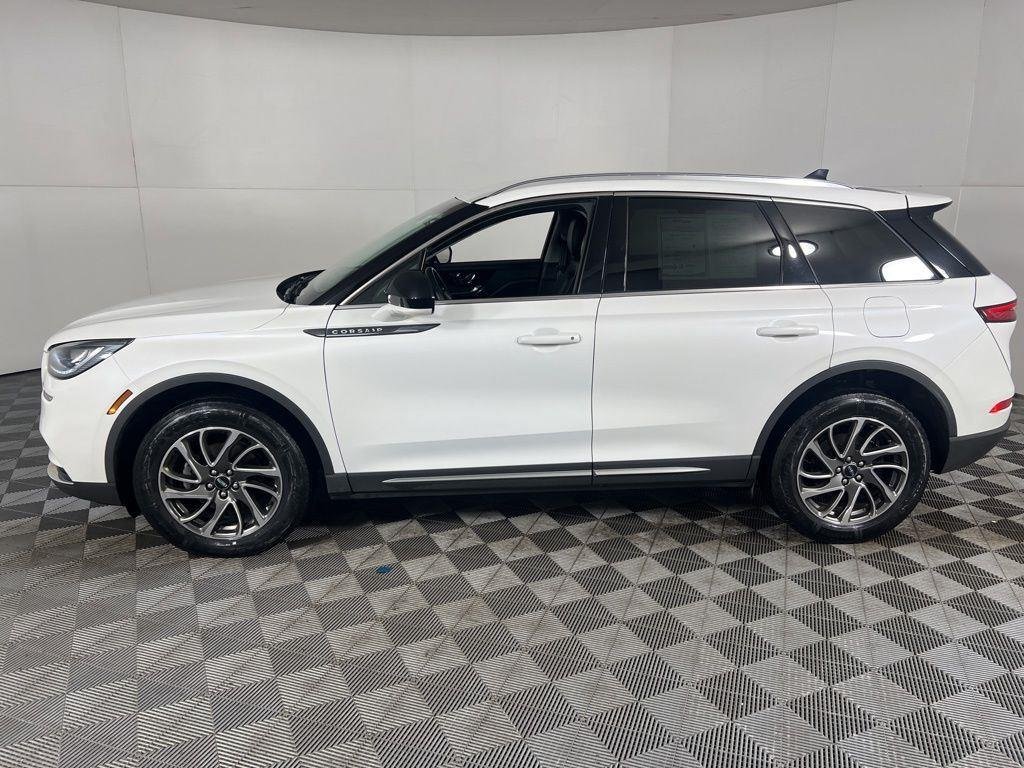 Used 2020 White Lincoln Standard image 6