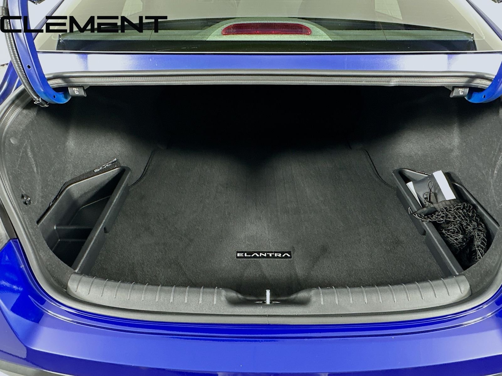 2024 Hyundai Elantra SEL - Photo 11