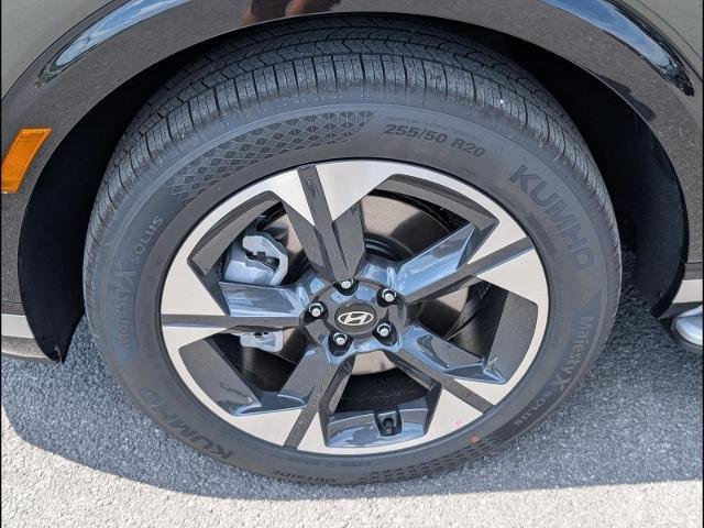 New 2026 Titan Green Hyundai Limited AWD image 22