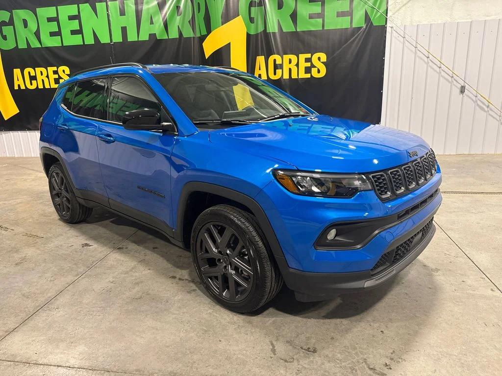 New 2026 Hydro Blue Pearl-Coat Exterior Paint Jeep Latitude Altitude image 2