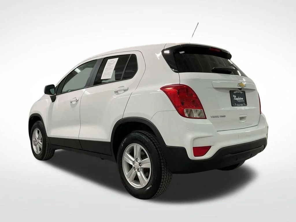 Used 2020 Chevrolet Trax LS with VIN KL7CJNSB6LB069075 for sale in Morton Grove, IL
