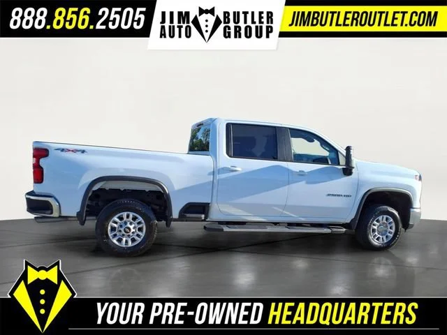 Used 2025 Summit White Chevrolet LT image 30