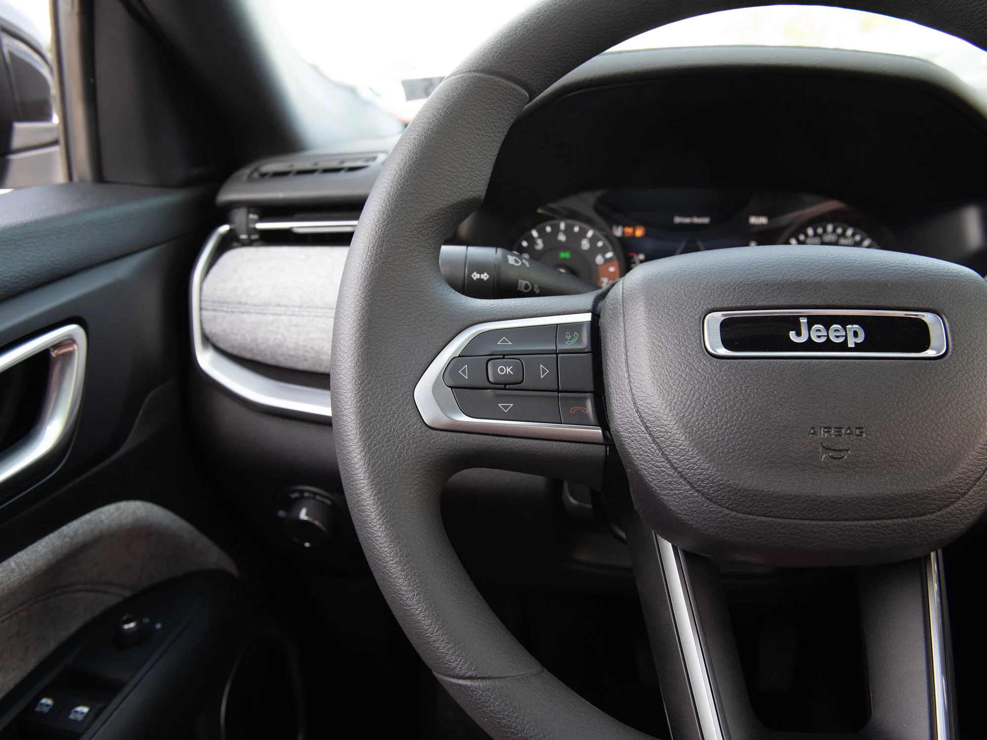 New 2026 Silver Jeep Sport* 4x4, 2.0L Turbo, Heated Seats image 10