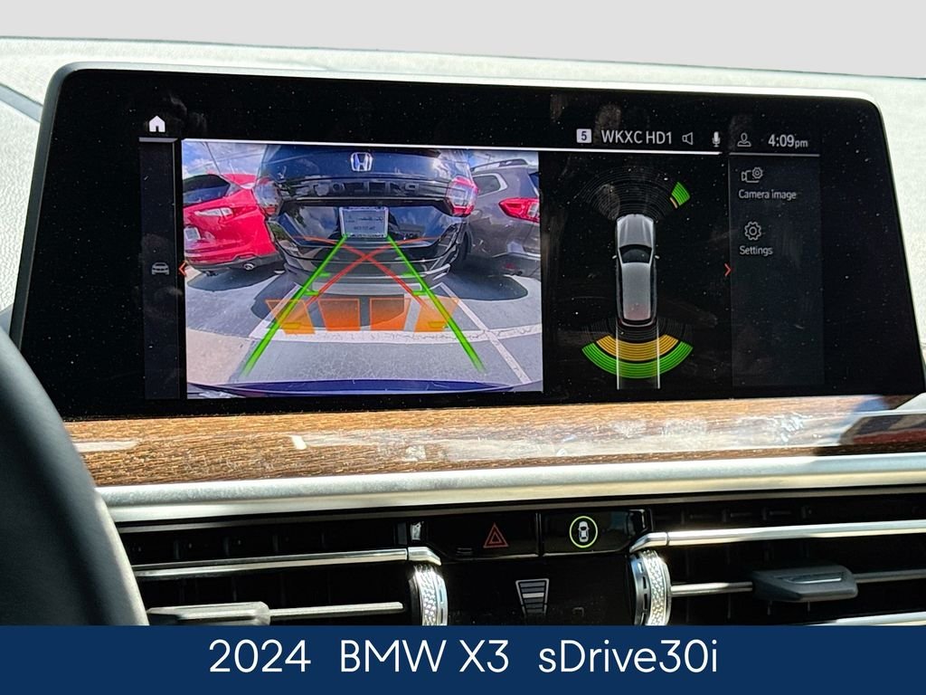 Used 2024 Blue BMW sDrive30i image 32