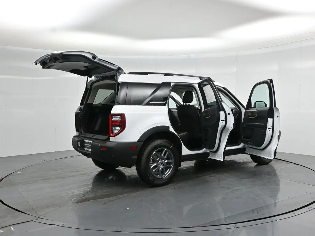 New 2026 Oxford White Ford Big Bend image 5