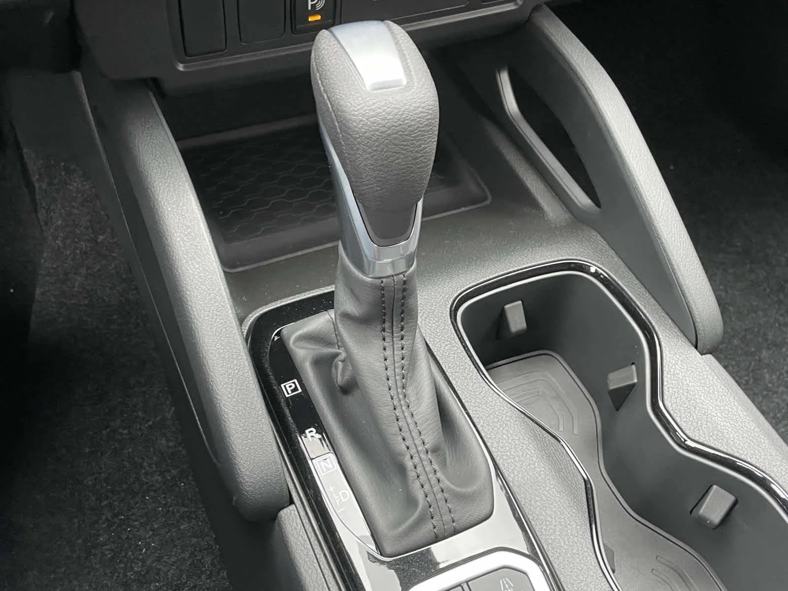 New 2026 Boulder Gray Pearl Nissan SV image 26