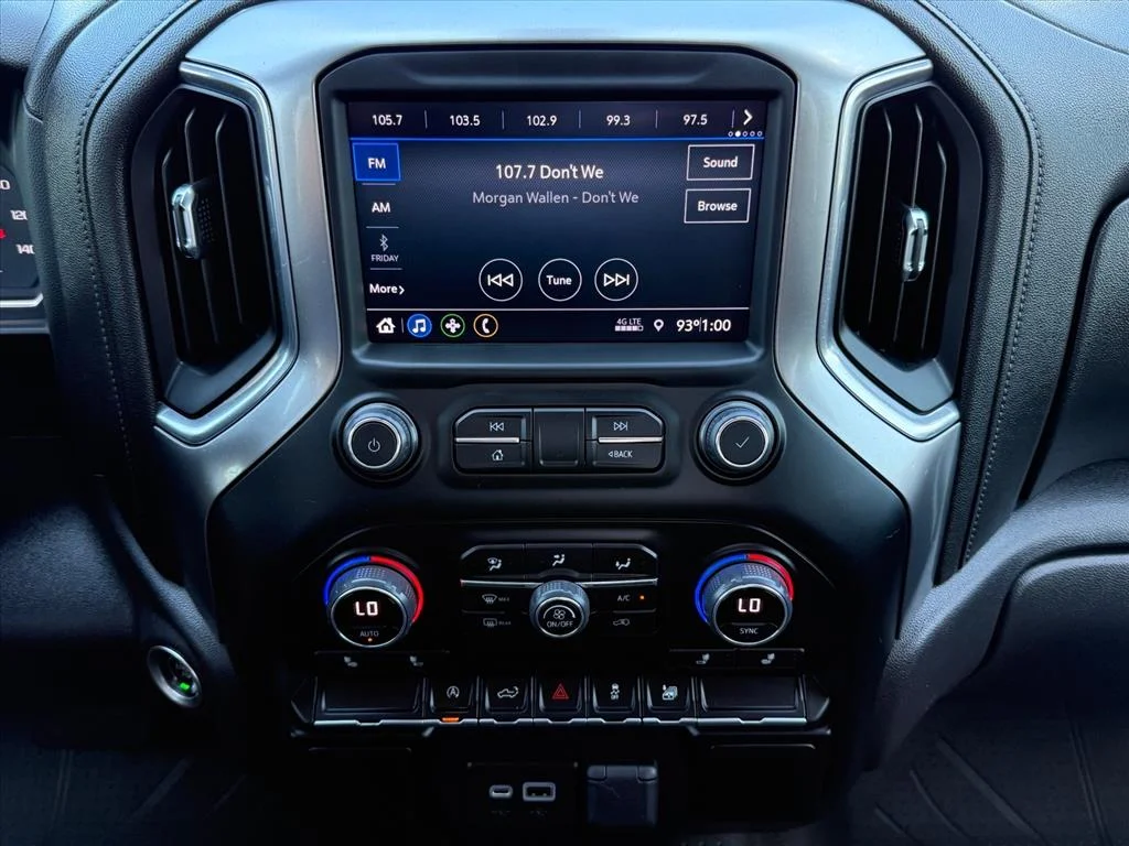 Used 2022 Mosaic Black Metallic Chevrolet LT image 18