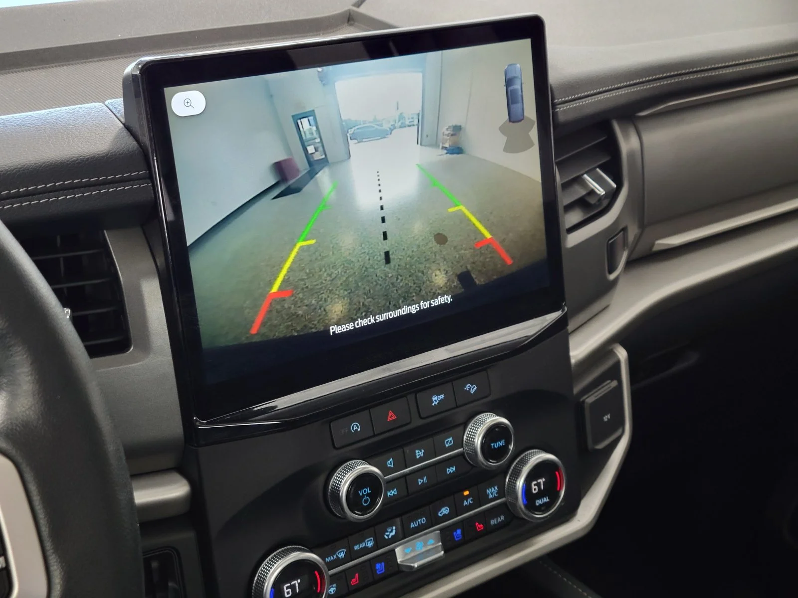 Used 2024 Gray Ford XLT image 20