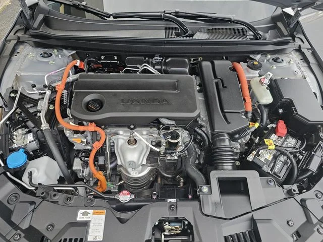 Used 2025  Honda Sport image 39