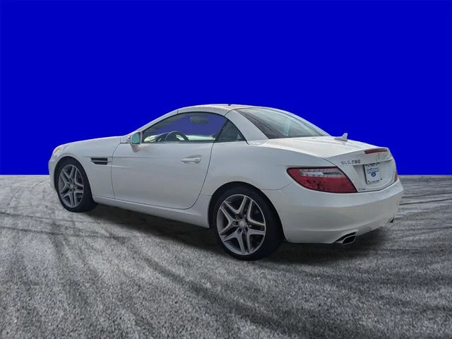 Used 2014 Diamond White Metallic Mercedes-Benz SLK 250 image 6
