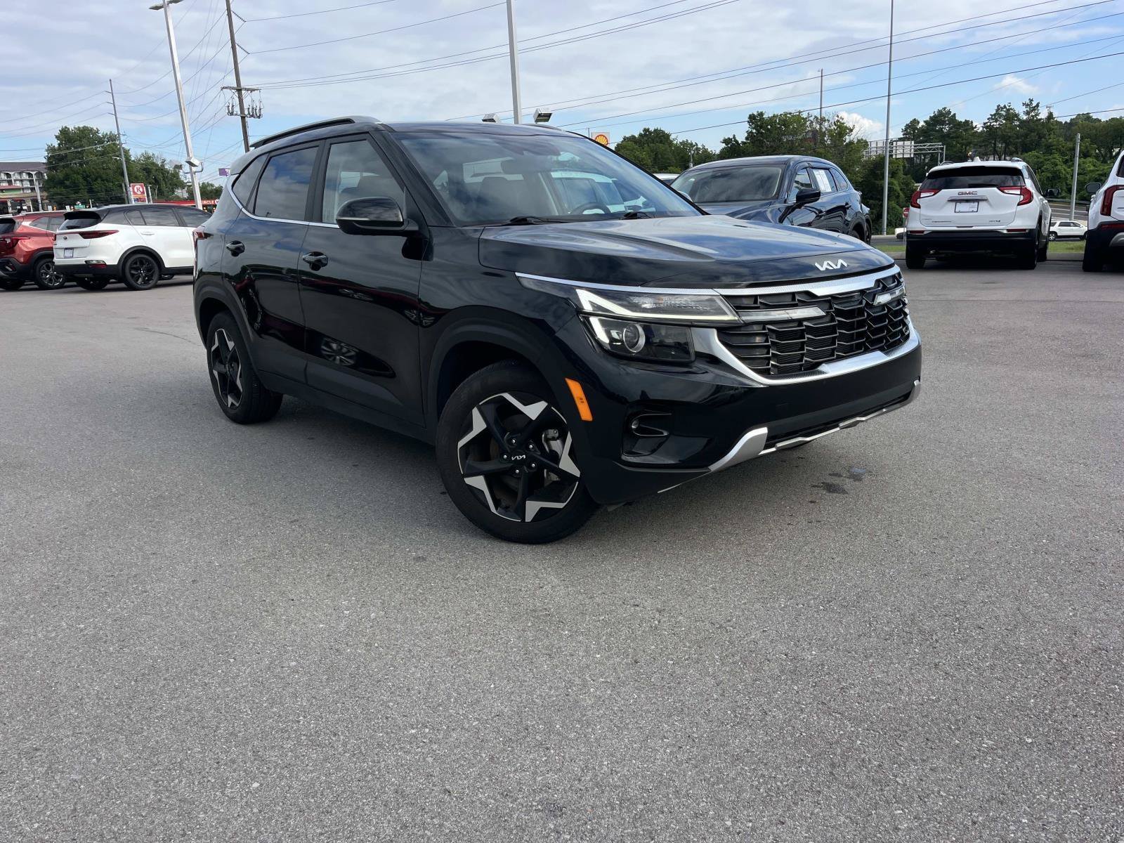 Used 2024 Fusion Black Kia EX image 1