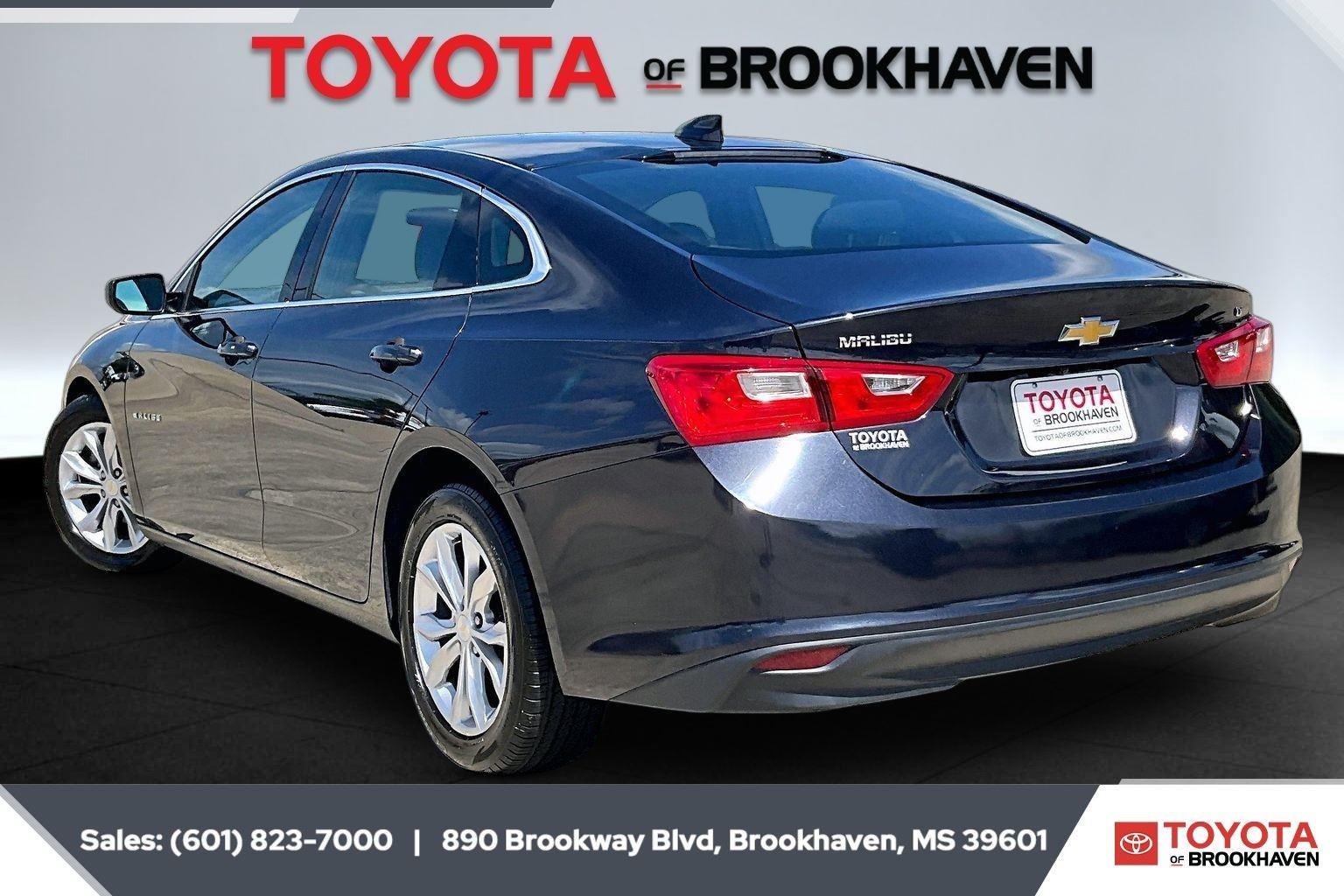 Used 2023 Dark Ash Metallic Chevrolet LT image 2