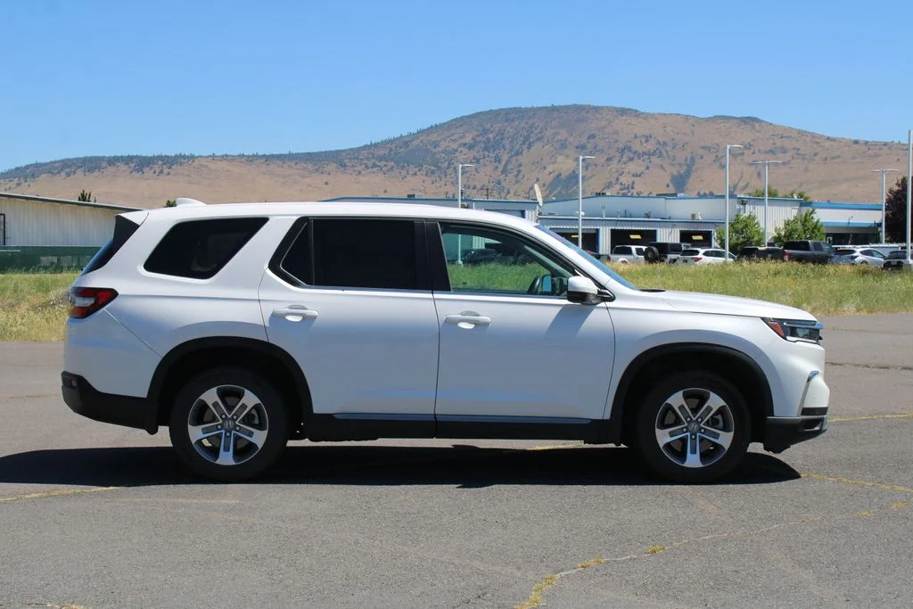 2025 Honda Pilot EX-L - Photo 7