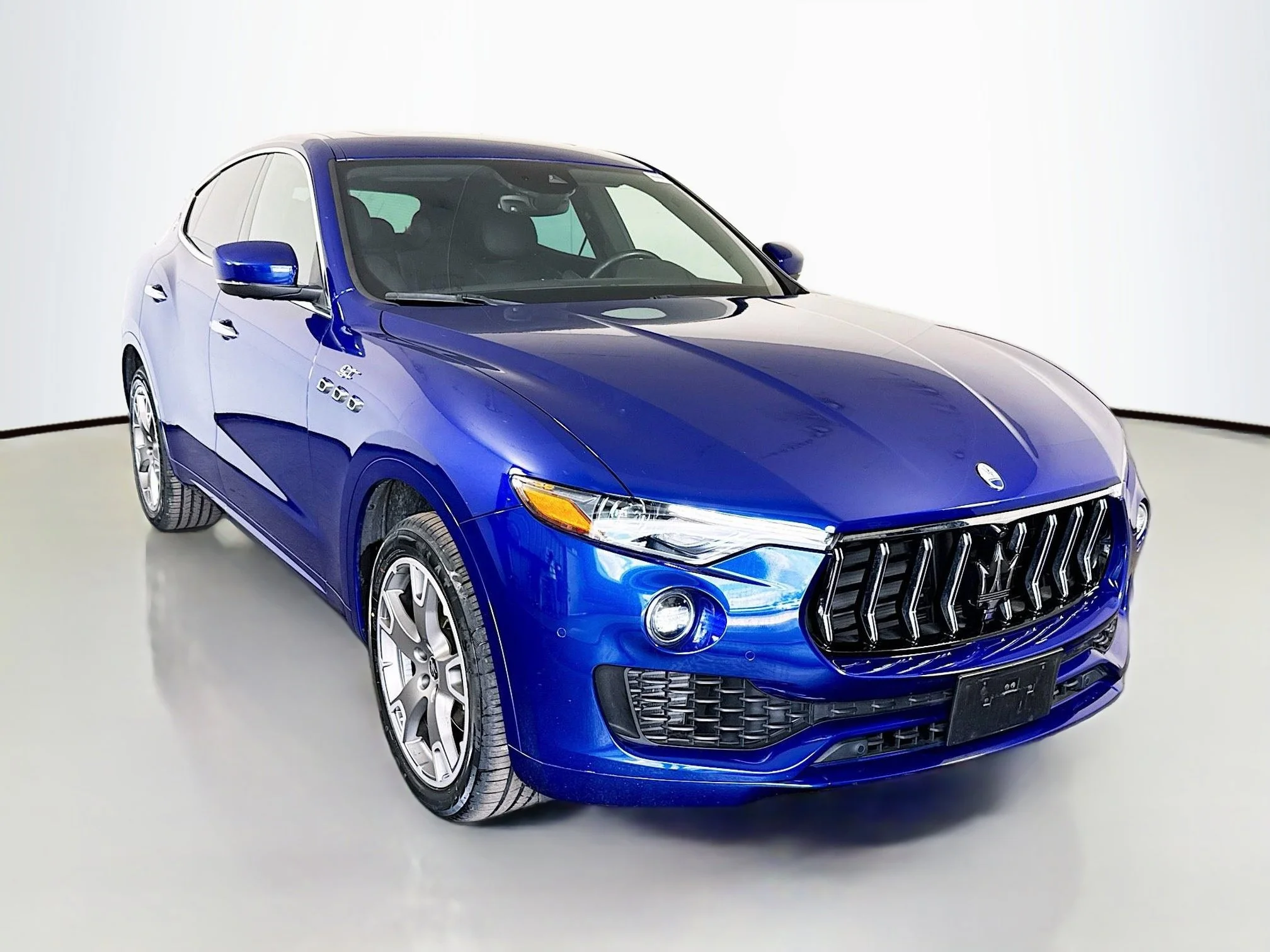 Used 2023 Blu Emozione Metallic Maserati GT image 1