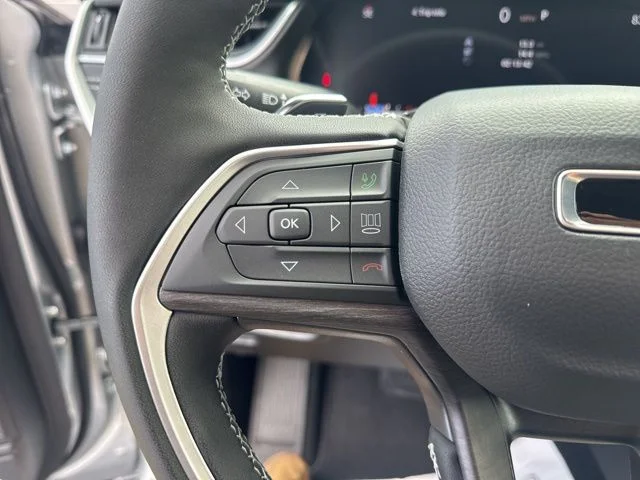 2025 Jeep Grand Cherokee Limited - Photo 18