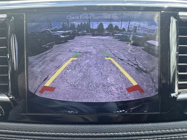 Used 2018 Black Chrysler Limited image 17