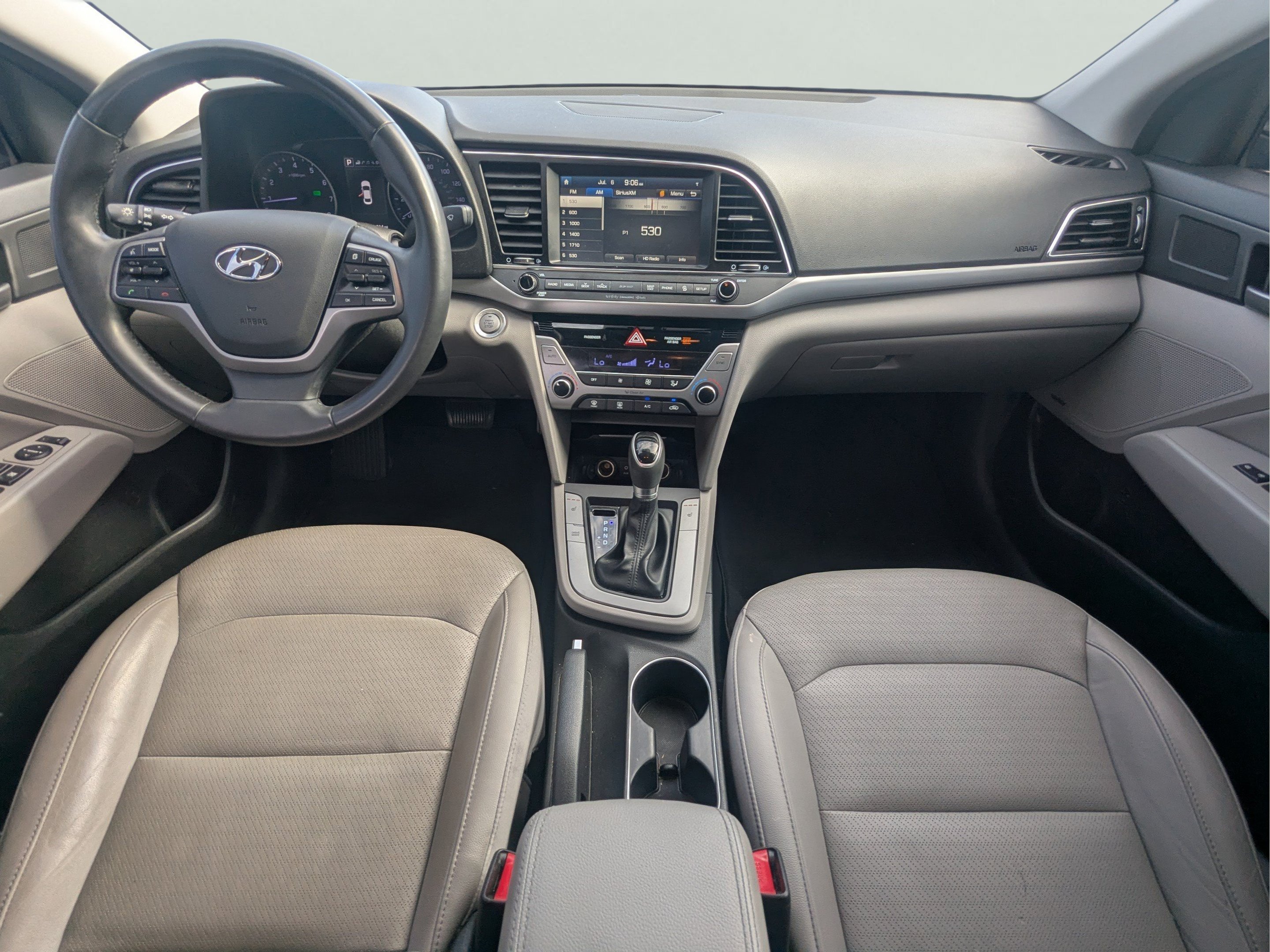 2017 Hyundai Elantra Limited - Photo 11