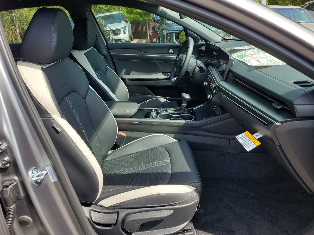 New 2026 Steel Matte Gray Kia GT-Line FWD image 7