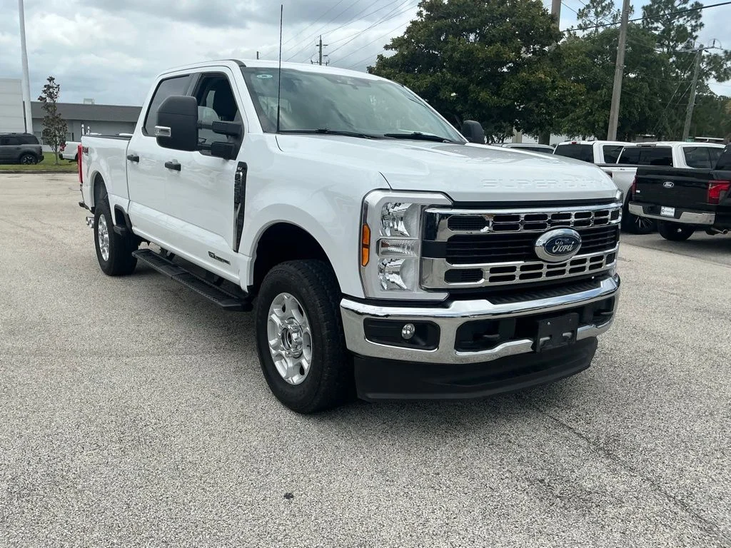 Used 2025 White Ford XLT image 22
