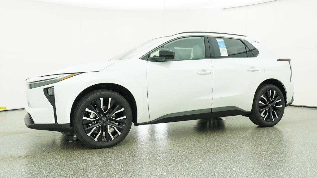 New 2026 Wind Chill Pearl Toyota Limited image 34