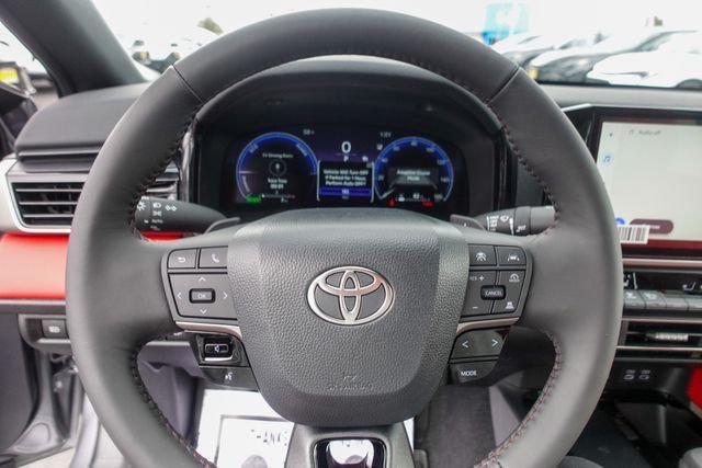 New 2026 Heavy Metal with Midnight Black Metallic roof <sup>1</sup> Toyota  XSE image 15