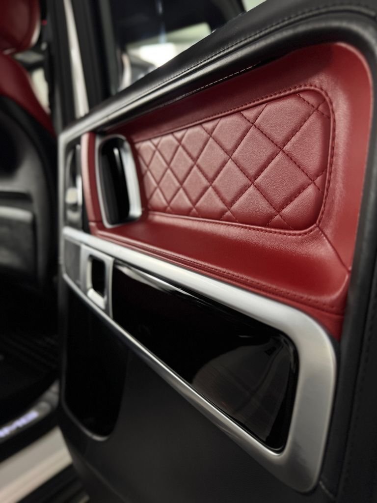Used 2022 White Mercedes-Benz G 63 AMG® image 38