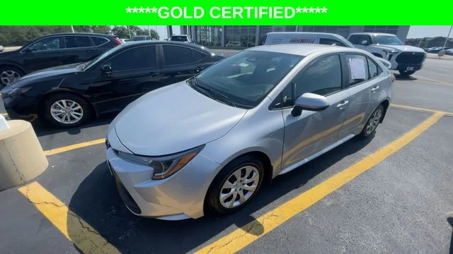 2025 Toyota Corolla LE - Photo 6