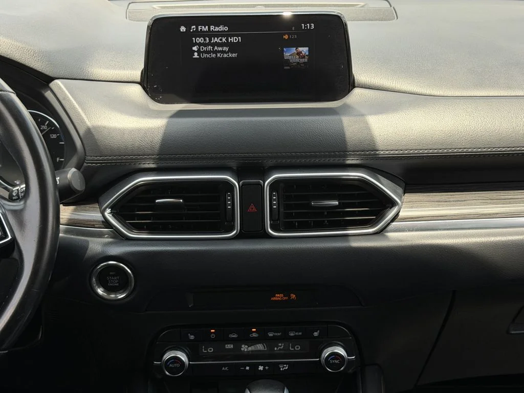 Used 2019 Silver Mazda Grand Touring image 17