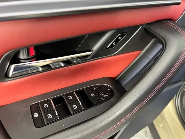 2026 Mazda CX-70 Premium Package - Photo 14