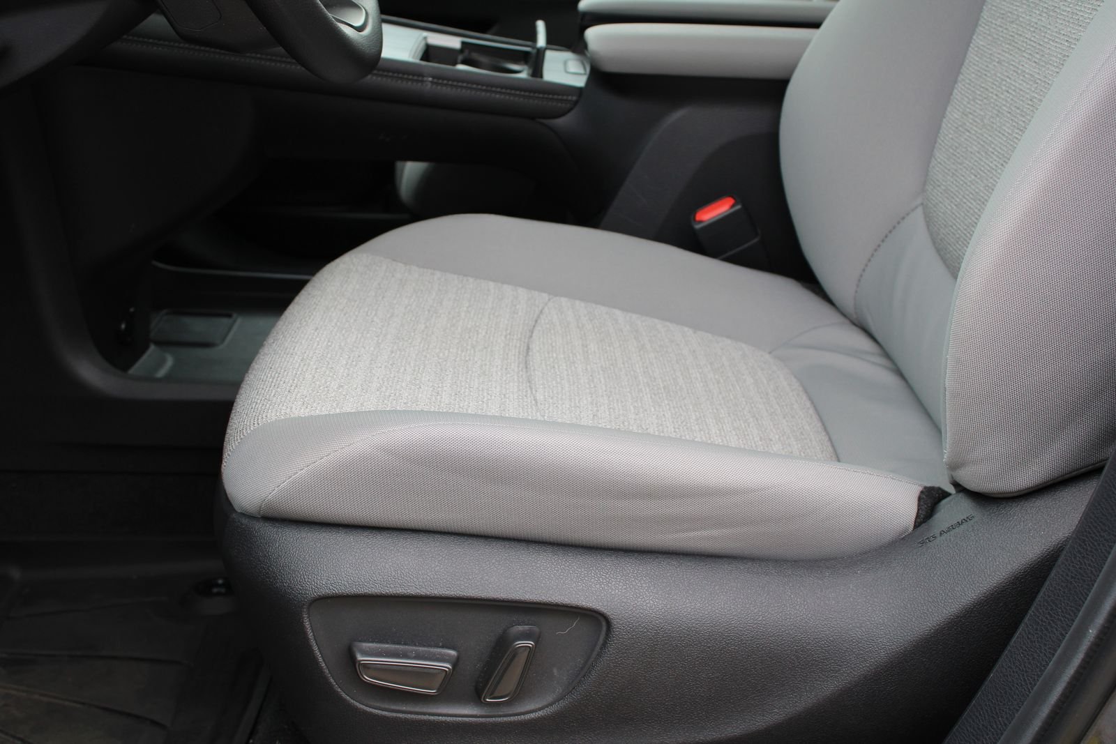Used 2025 Gray Toyota LE image 22