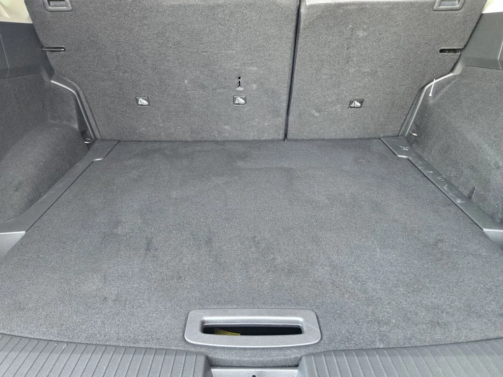 Certified Used 2023 White Nissan SV image 36