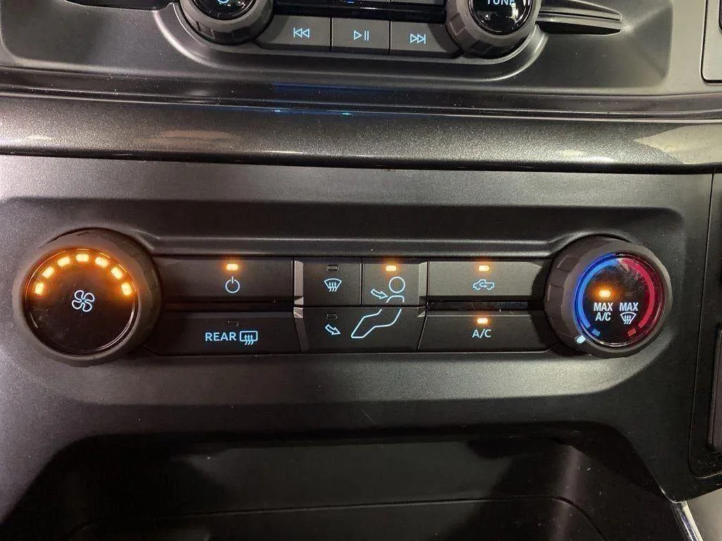 Used 2021 Agate Black Metallic Ford XL image 5
