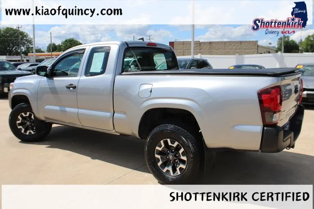 Used 2018 Silver Toyota SR image 3