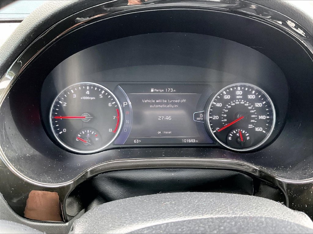Used 2021 White Kia SX image 8