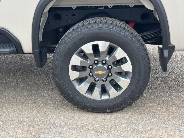 2026 Chevrolet Silverado 2500 HD Custom - Photo 4