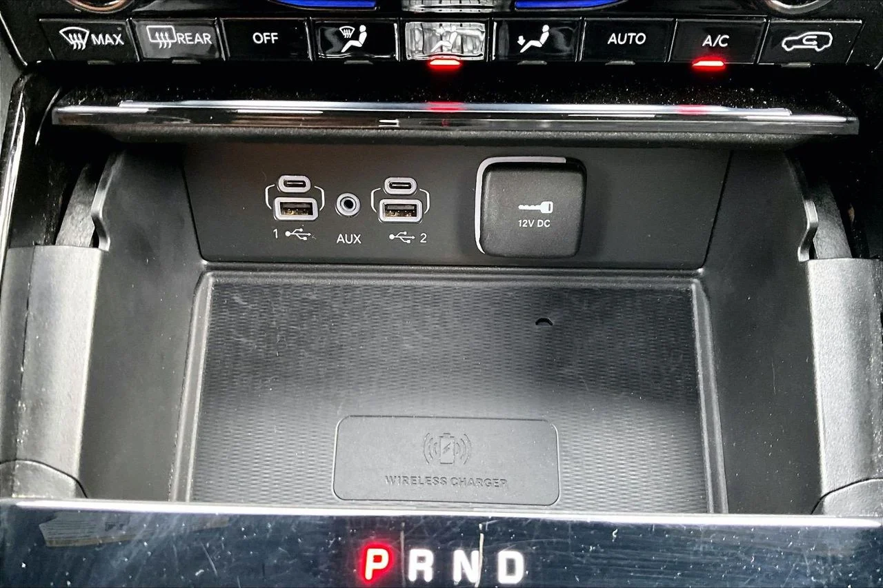 Used 2023 White Jeep Altitude X image 16