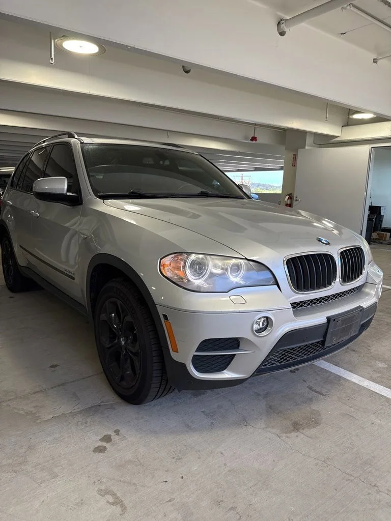 Used 2013 Titanium Silver Metallic BMW xDrive35i image 3