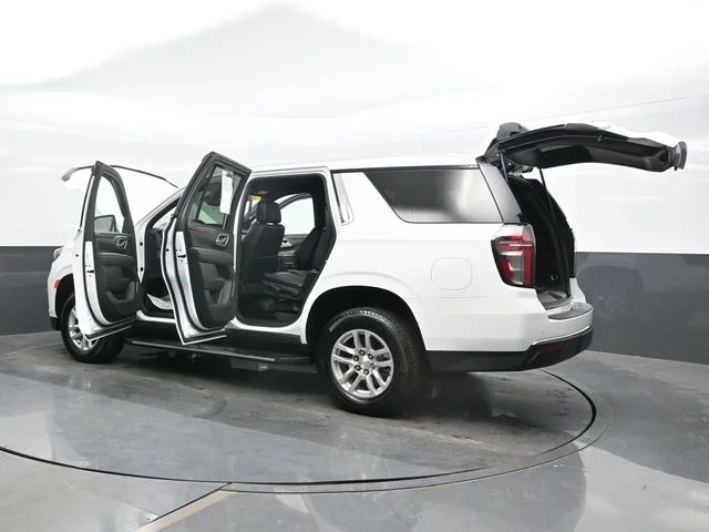 Used 2024 White Chevrolet LS image 3
