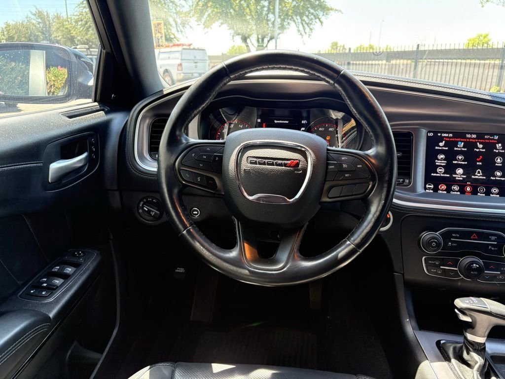 Used 2020 Gray Dodge SXT image 5