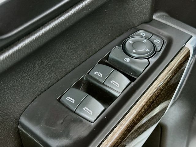 Used 2019 Beige Chevrolet RST image 17