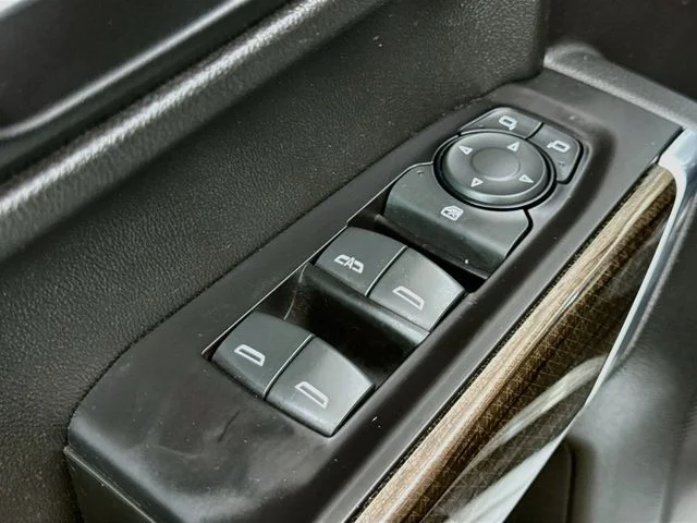 Used 2019 Beige Chevrolet RST image 17