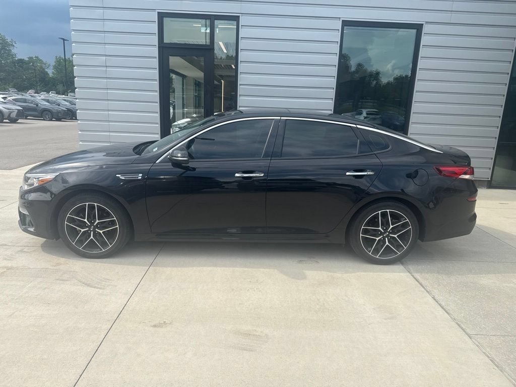 Used 2020 Ebony Black Kia SE image 4