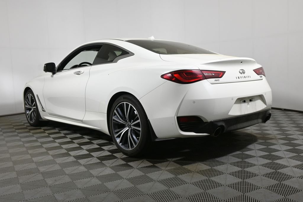 Certified Used 2022 White INFINITI LUXE image 5
